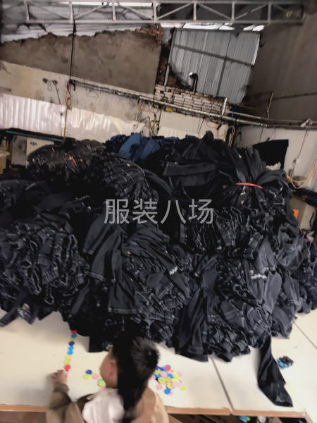 诚招烫工 包吃住 工资计件-第2张图片