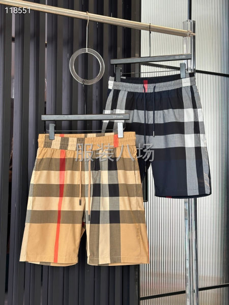 BURBERRY  夏季新款梭织五分裤  厚薄适中-第2张图片