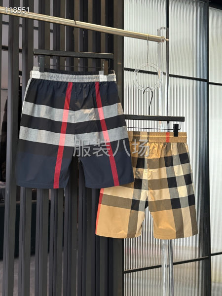 BURBERRY  夏季新款梭织五分裤  厚薄适中-第3张图片