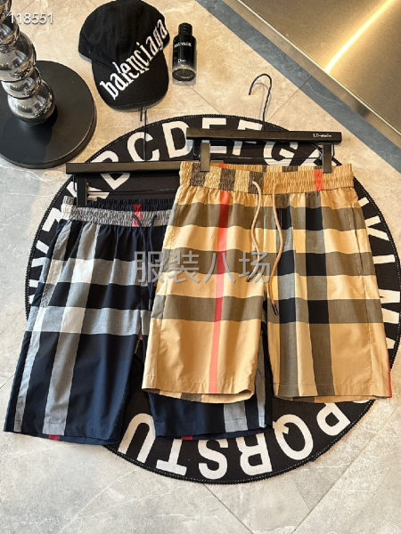 BURBERRY  夏季新款梭织五分裤  厚薄适中-第7张图片