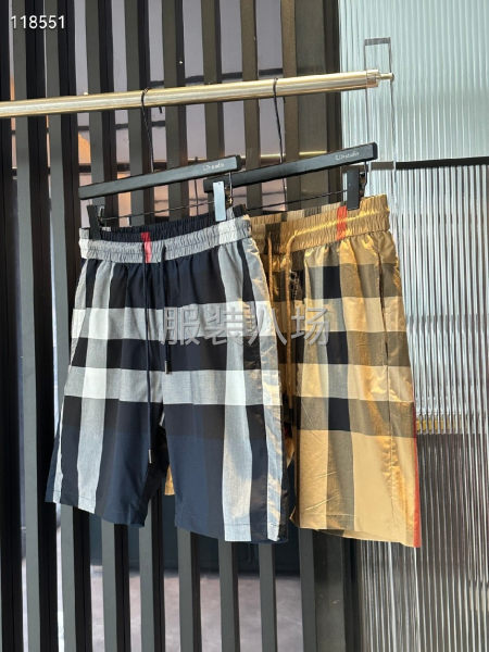 BURBERRY  夏季新款梭织五分裤  厚薄适中-第5张图片