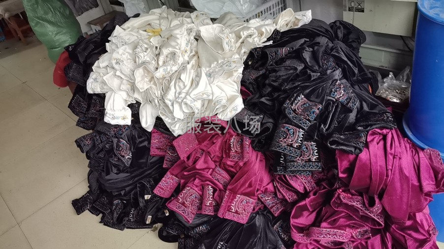 小作坊招熟练缝纫工，只招夫妻档，宝妈，要踏实想挣钱的人-第2张图片