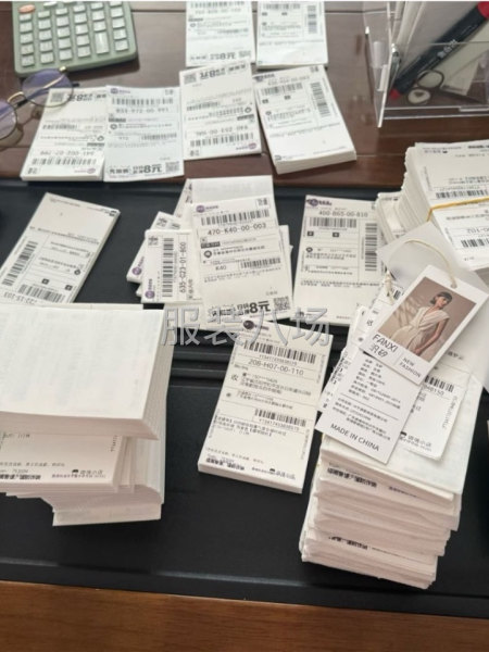 承接小单定制，大单欢迎甩过来，也可一件代发，随时看厂。-第3张图片