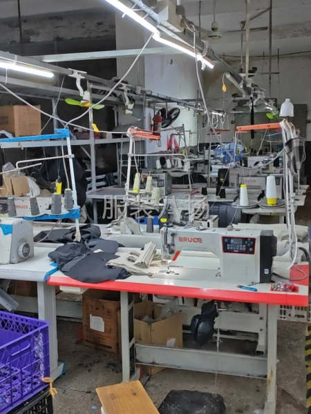 招褲子車工，貨源充足，開工有紅包，年底有年終獎，期待你的加入-第1張圖片