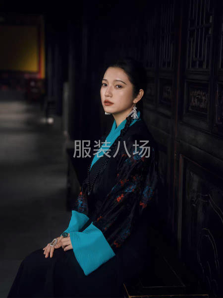 成都藝騰服裝廠招聘車工-第1張圖片