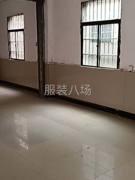 仓库，网店，裁剪，服装加工等等，交通方便，配套齐全-第1张图片