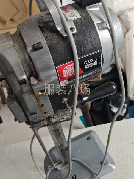 廠里20多人3個組配合好出貨快-第1張圖片