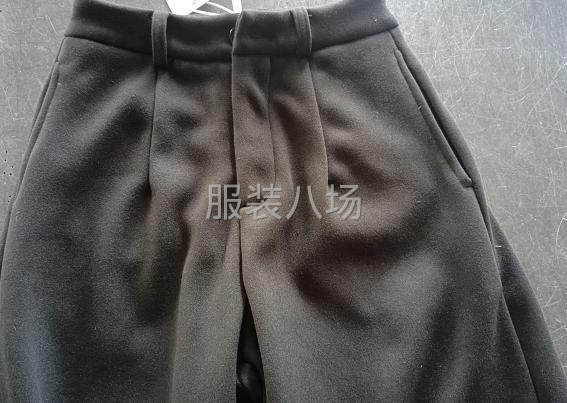 招整件女裝褲子車位-第1張圖片