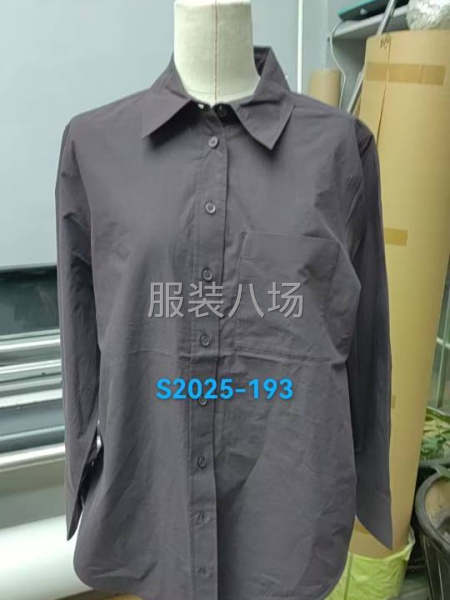 招工啟事
本廠已開工，主做褲子、襯衫、T恤，等服裝。
現(xiàn)誠(chéng)招-第1張圖片