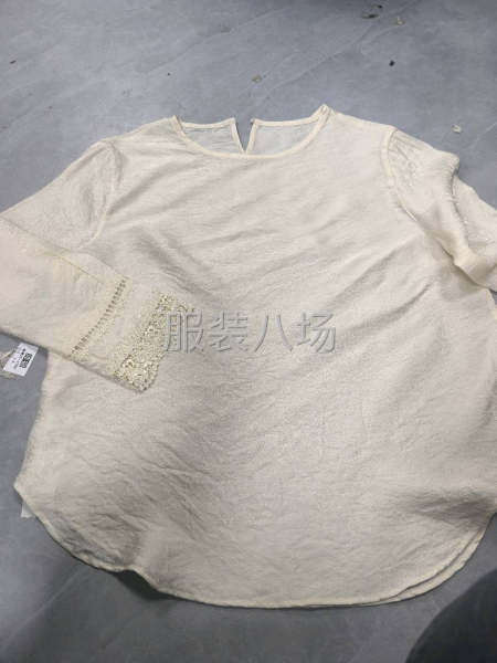 本廠大量招工市場爆款襯衫，一個人三百五左右一天工資，看手腳-第1張圖片