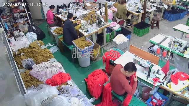 針梭織時裝-第1張圖片