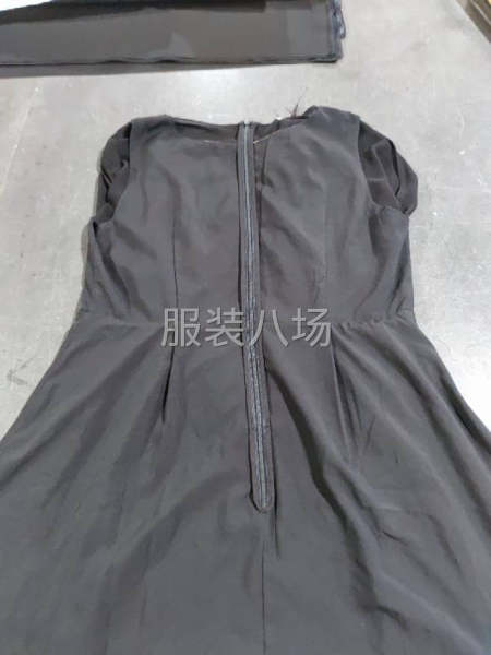 只要做過連衣裙會上拉鏈套里布的師傅基本就可以來廠里看看-第1張圖片