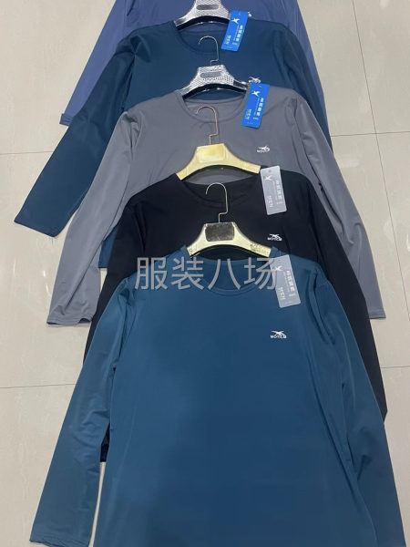 长袖棉料T恤 五种纯色花样透气舒适，大码现货，厂家直发！-第1张图片