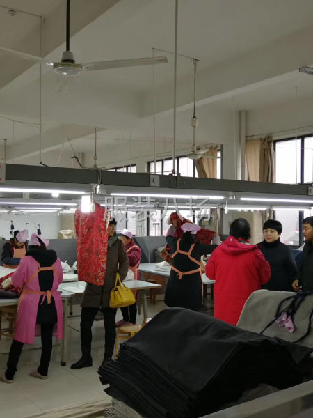 我們是自營(yíng)品牌的工廠，做外貿(mào)精品休閑類服裝、家紡產(chǎn)品-第2張圖片