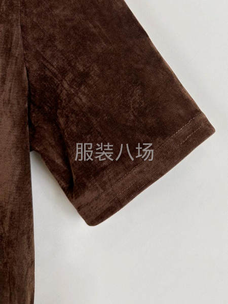 精品絲絨T恤-第3張圖片