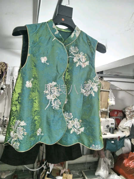 招一名女生做精品衣服-第1張圖片