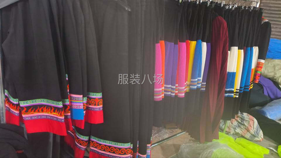 裁床牽布工一名，最好會打平車的，-第1張圖片