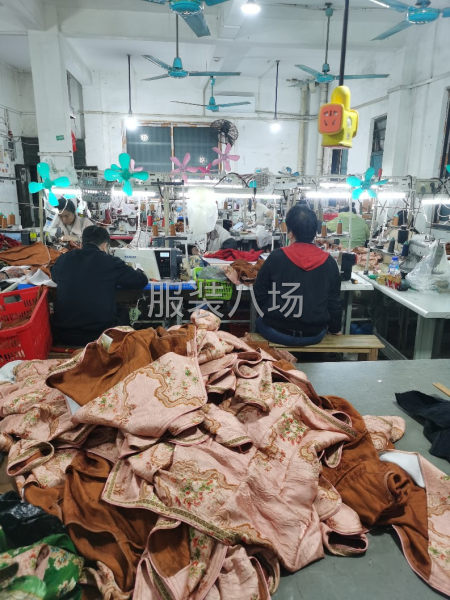 新國(guó)風(fēng)、西裝、襯衣、連衣裙、褲子，尋十三行長(zhǎng)期合作客戶(hù)-第4張圖片