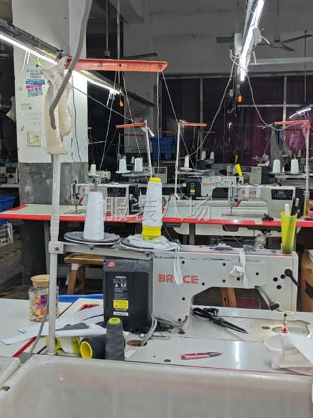 专业做裤子，爆款急招整件车工-第1张图片