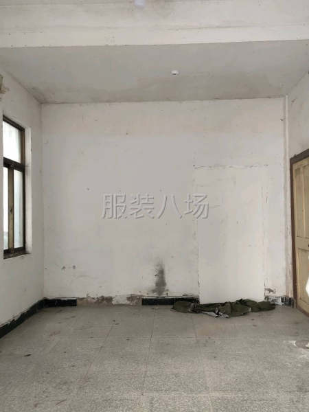 適合四到五人干活或者當倉庫-第1張圖片