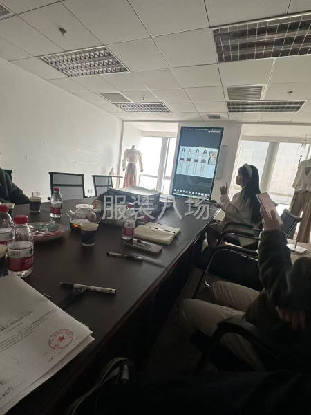 我們是專注原創的	服裝設計公司-第1張圖片