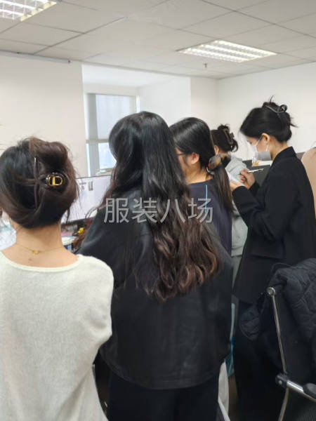 我們是專注原創的	服裝設計公司-第3張圖片