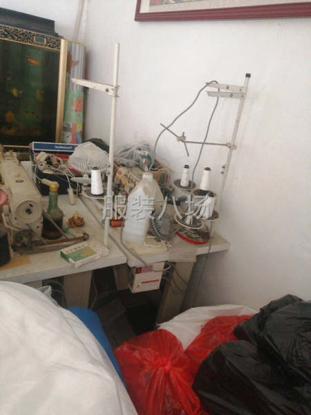 本人有兩臺包邊機一臺四線一個平車一個拼縫機都是正常使用89成-第2張圖片