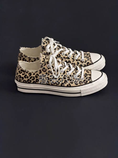 求专业鞋子加工厂，帆布鞋、德比皮鞋-第2张图片