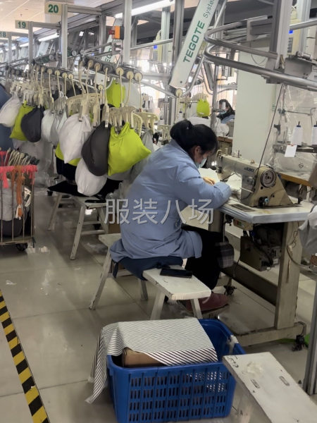 缝纫车工 包吃包住 交社保 空调车间-第2张图片