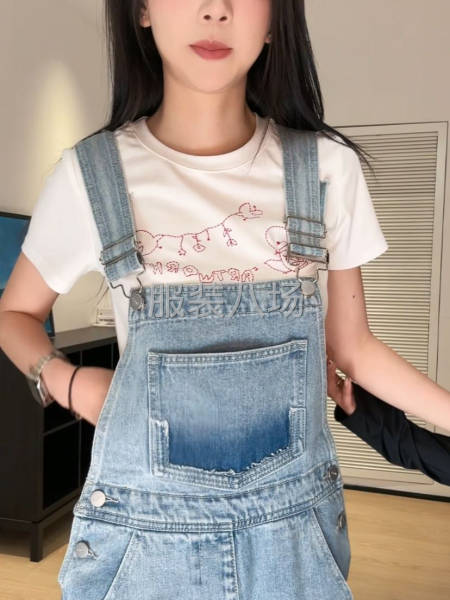 牛仔背带裤外发-第4张图片