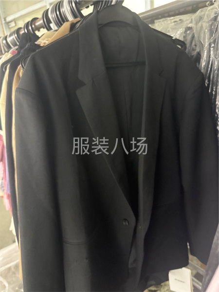 常年有裁片外发，全品类半精品、精品服装，寻找长期合作加工-第2张图片