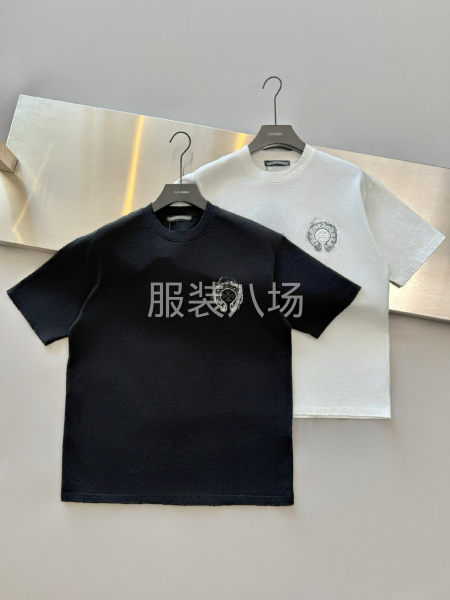 克罗心印花T恤衫-第1张图片