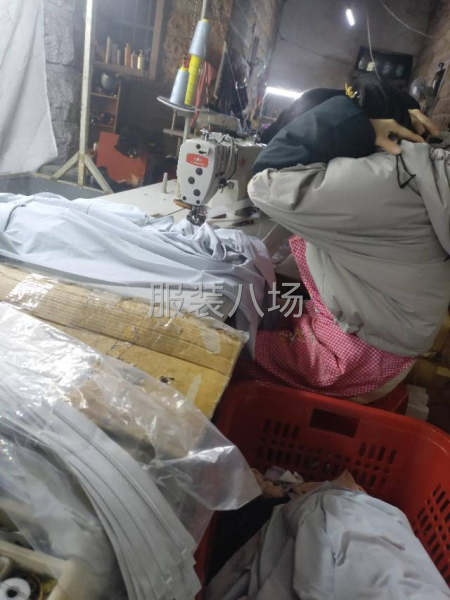 两个人做市场货-第2张图片