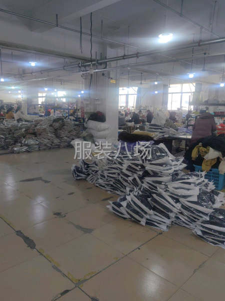 招熟练缝纫工8名，靠边2名-第1张图片