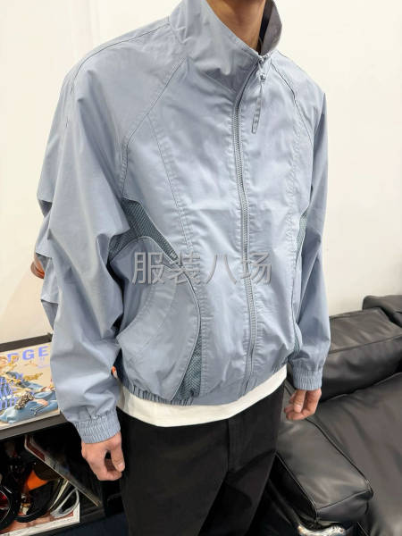 求专业冲锋衣 防晒衣 高品质-第1张图片