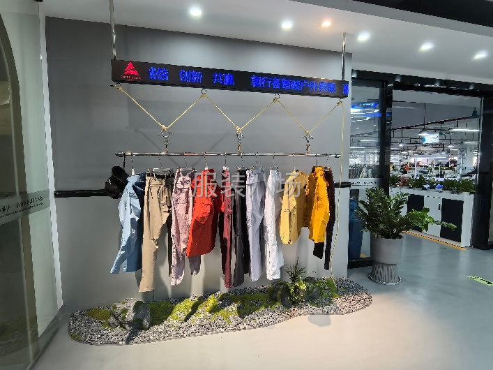 本工厂承接一线二线品质订单，裤子为主外套为辅-第6张图片