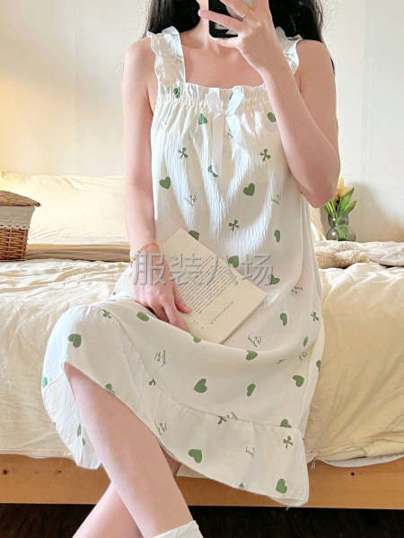 本厂承接吊带裙与吊带套装-第1张图片