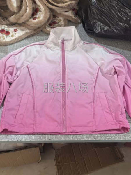 服装后道工作，剪线毛，挂吊牌，查货，包装-第3张图片