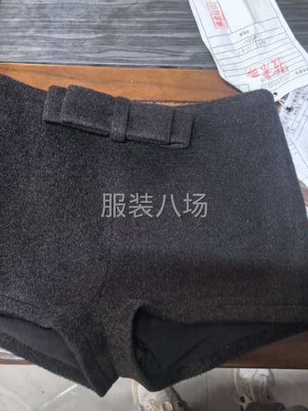 服装后道工作，剪线毛，挂吊牌，查货，包装-第6张图片