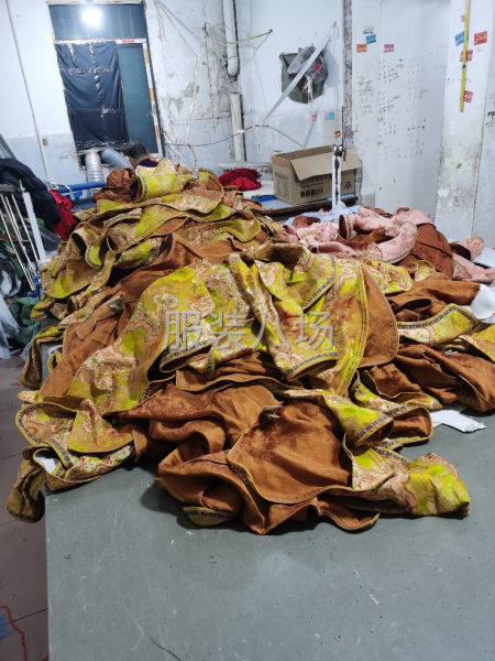 十三行客户、直播客户、等中高档服装-第3张图片