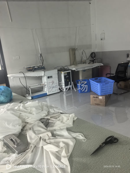 两台杰克A4  一台布鲁斯坦克4000美机拷边机-第8张图片