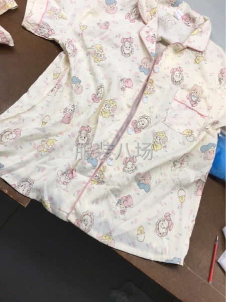 睡衣三件套外发，常年做睡衣家居服常年外发找长期加工厂-第1张图片