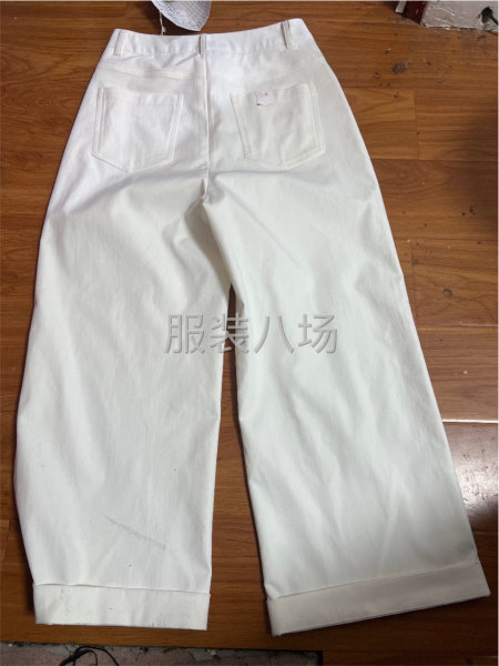 外发十三行女裤 价格美丽-第2张图片