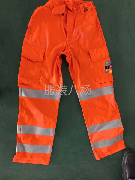 工作服裤子，前后浪需要三针埋夹-第1张图片