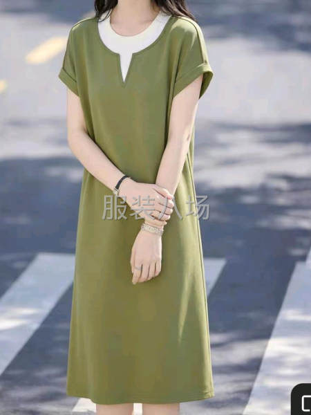 招裤子连衣裙针梭织等夫妻档-第1张图片