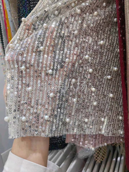 招钉珠工，烫钻工-第5张图片