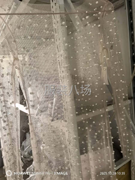 招钉珠工，烫钻工-第1张图片