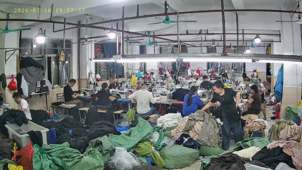 本厂有三四十余人。结账爽快的请联系。-第2张图片