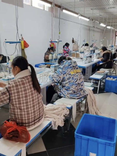 子专业裤子来料加工。-第1张图片