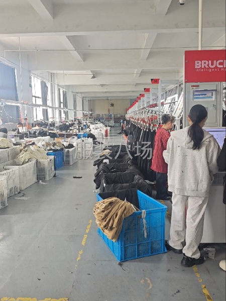 缝纫工合缝拷边工-第1张图片